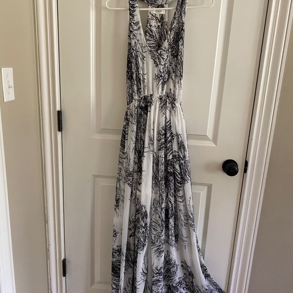 UMGEE RACER-BACK MAXI DRESS - Picture 2 of 5